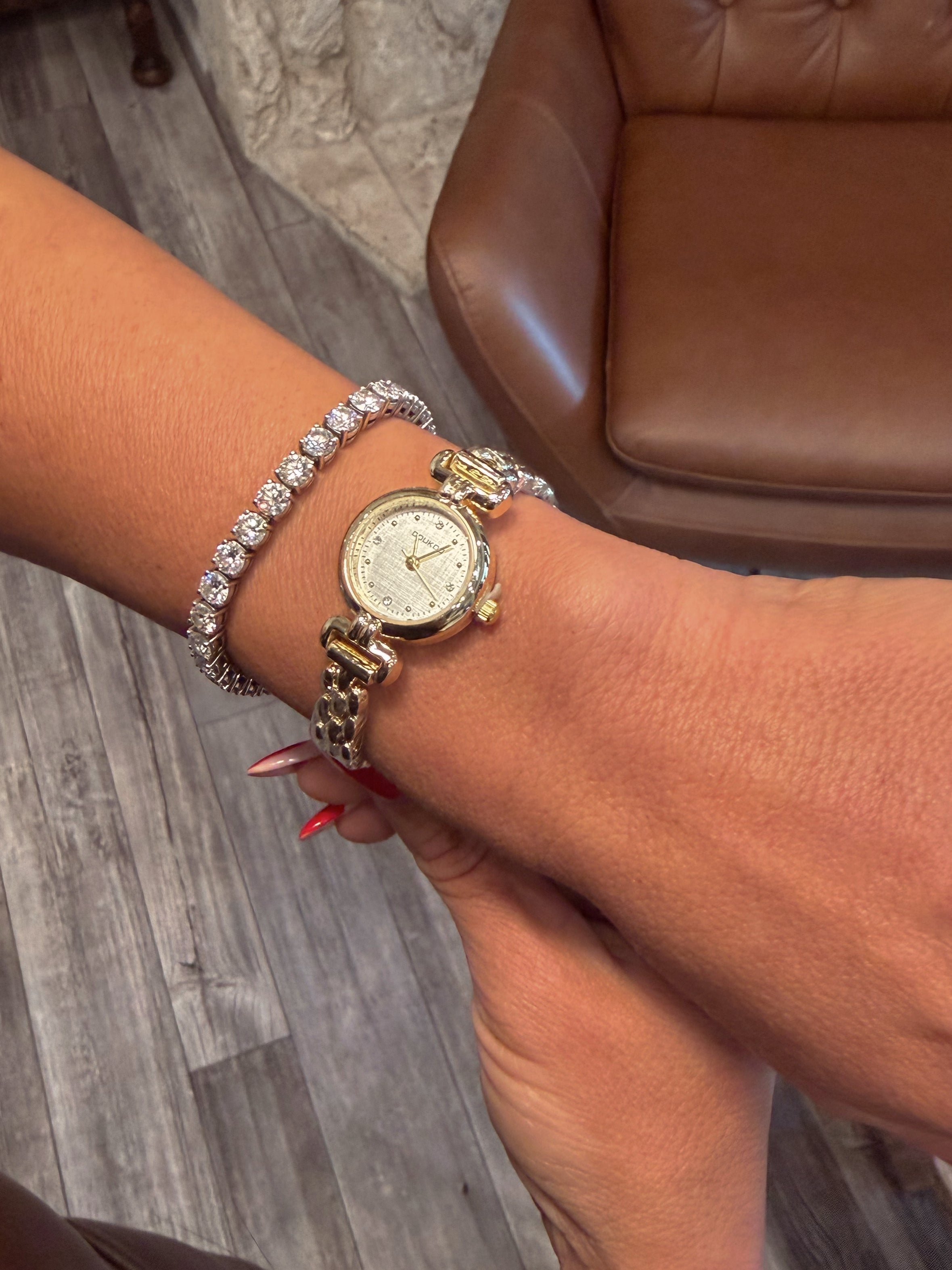 Chic Gold Chain Watch