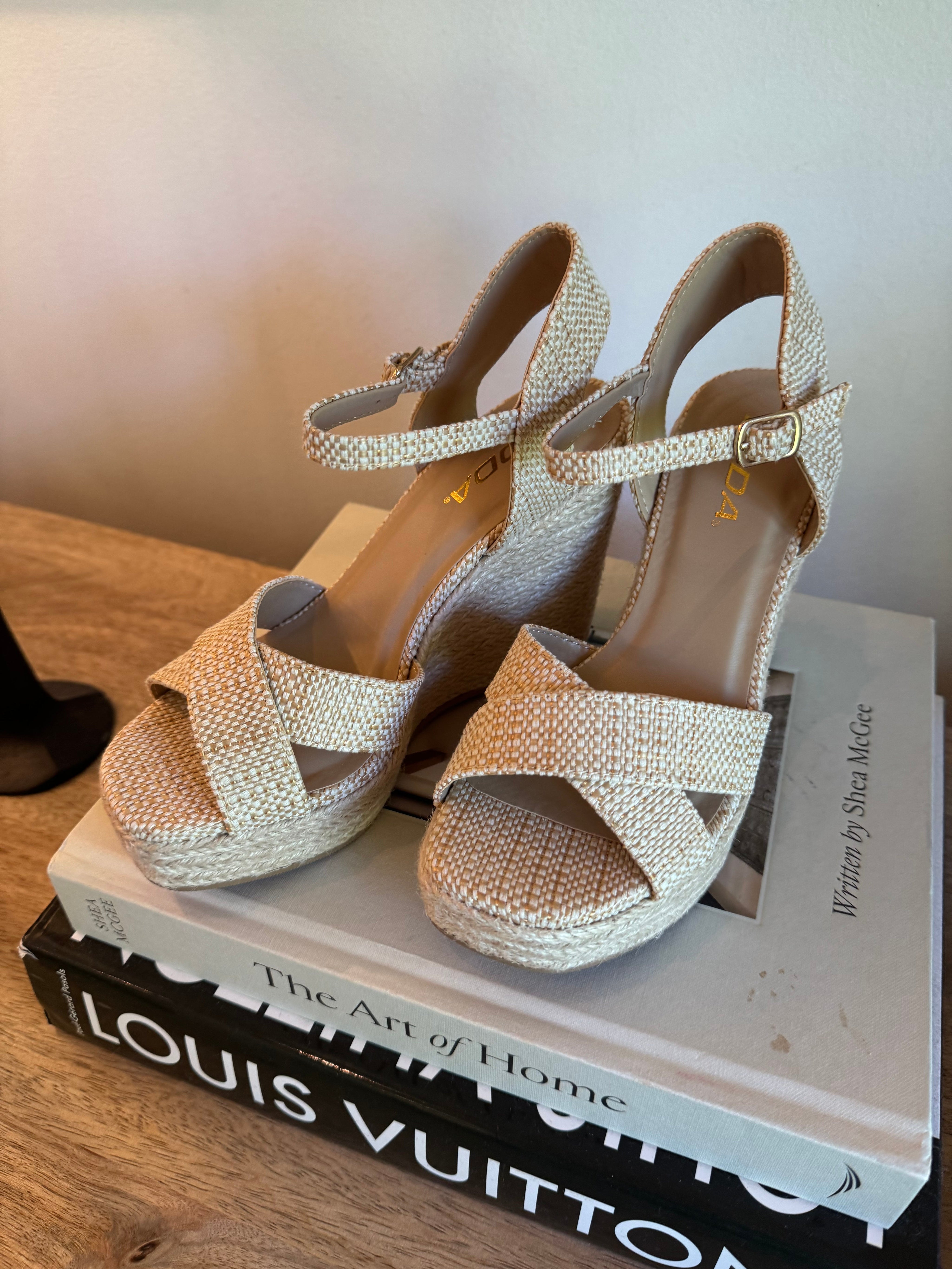 Gold and Natural Strap Wedges