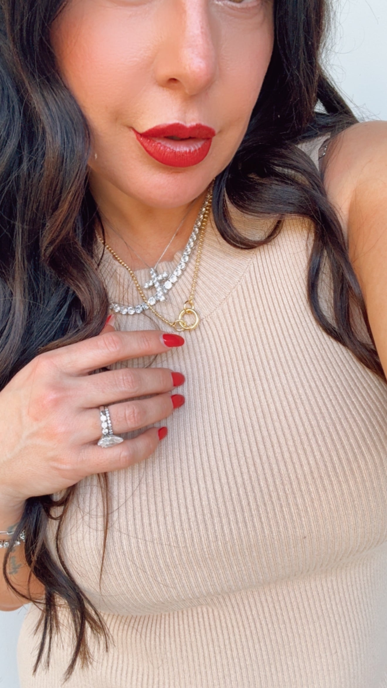 Bella Neane Exclusive Gold Beaded Chain With Circle Pendant