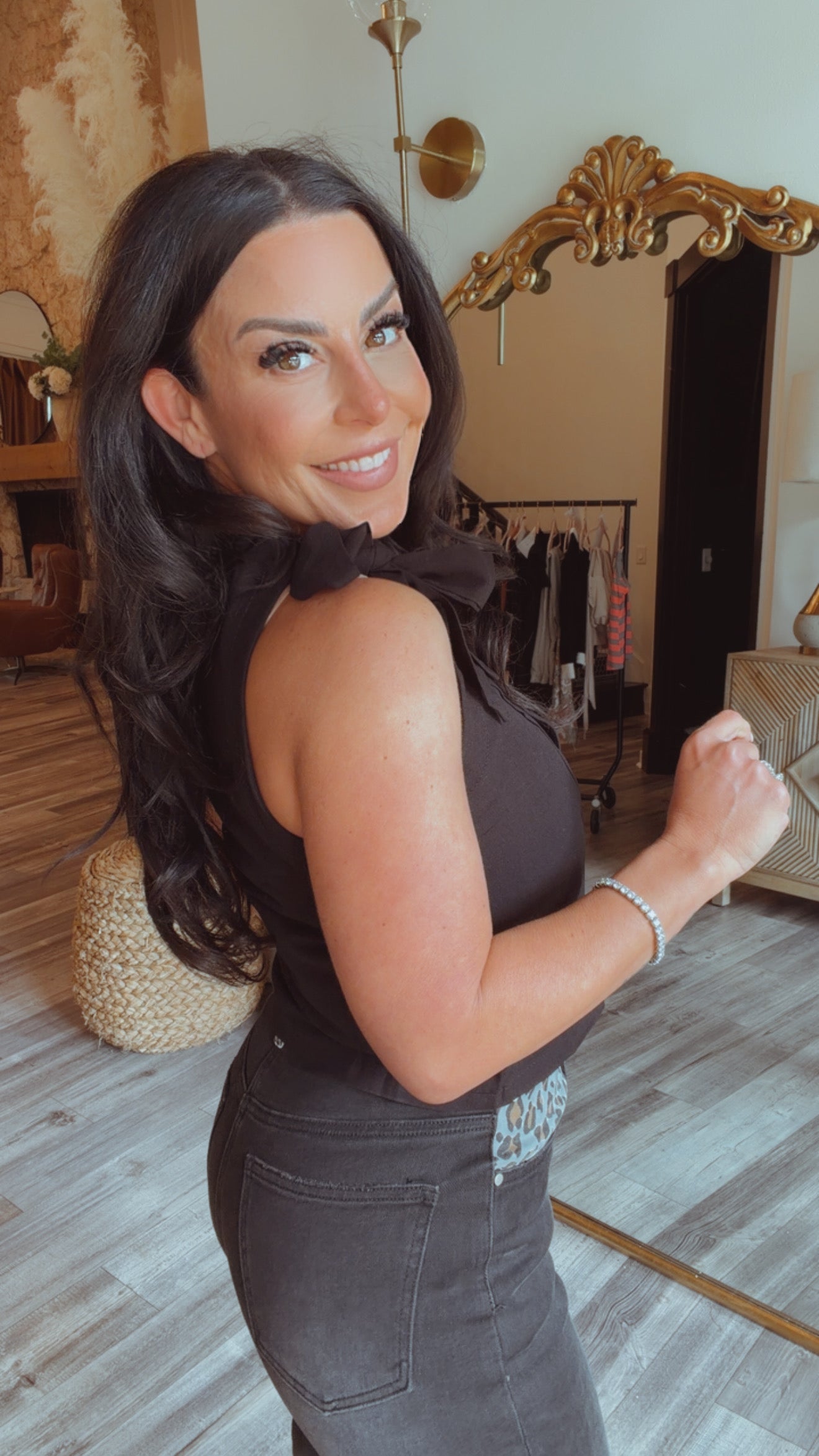 Chic Black Vest With Tie Shoulders