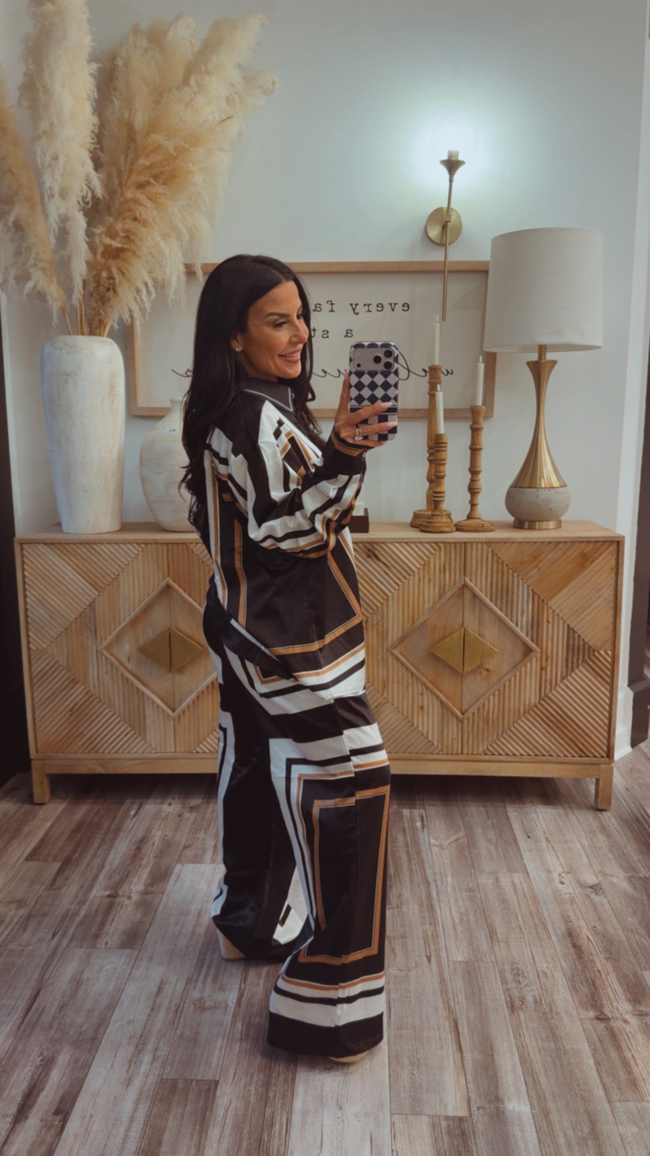 Luxe Elegant Back White and Gold Flowy 2 Piece Set