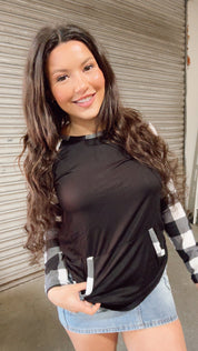 Black and White Plaid Long Sleeve Top With Pockets *Final Sale*