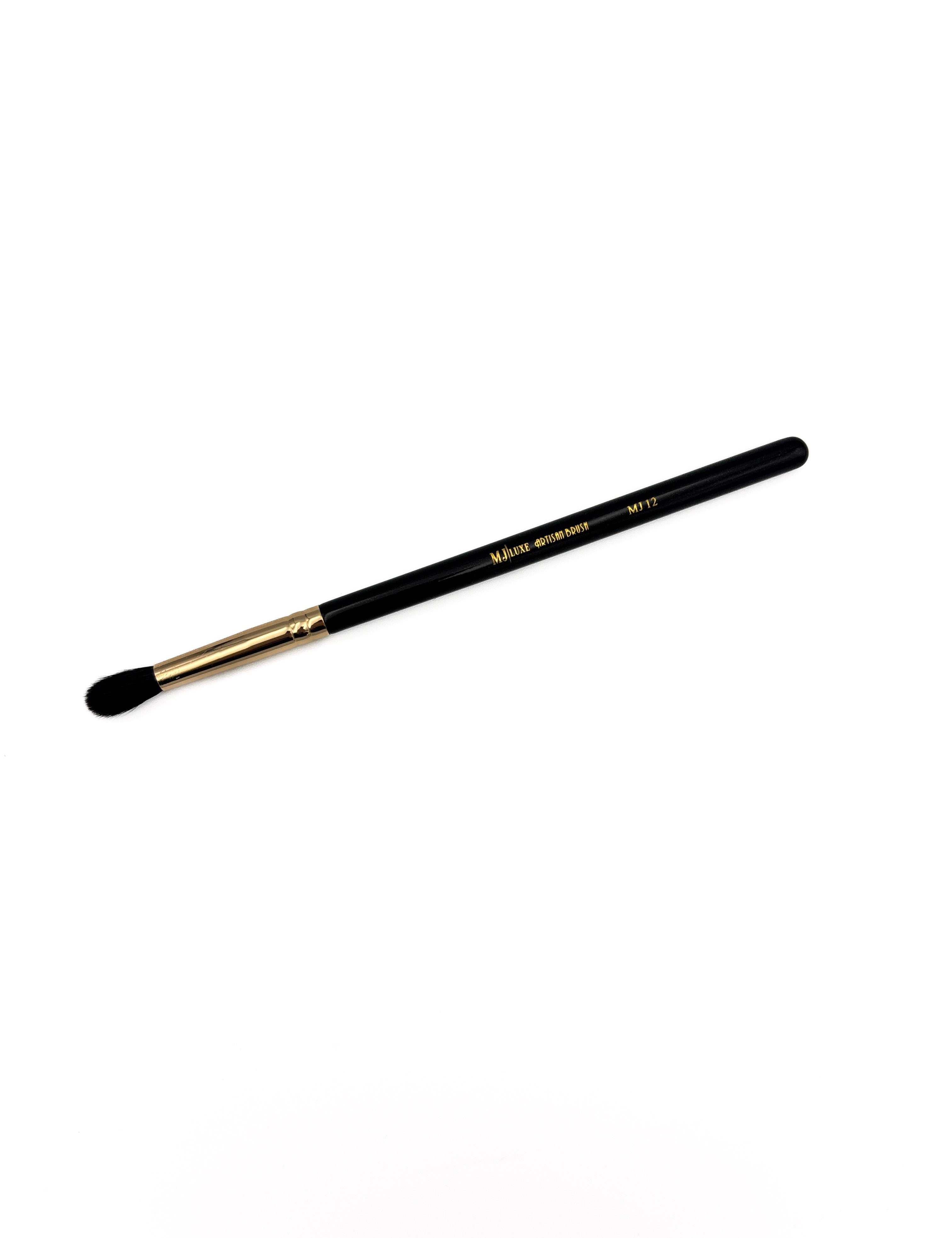 12MJBRUSH_99d94f28-ccc4-4f9c-b55c-fecdd91cc318.jpg