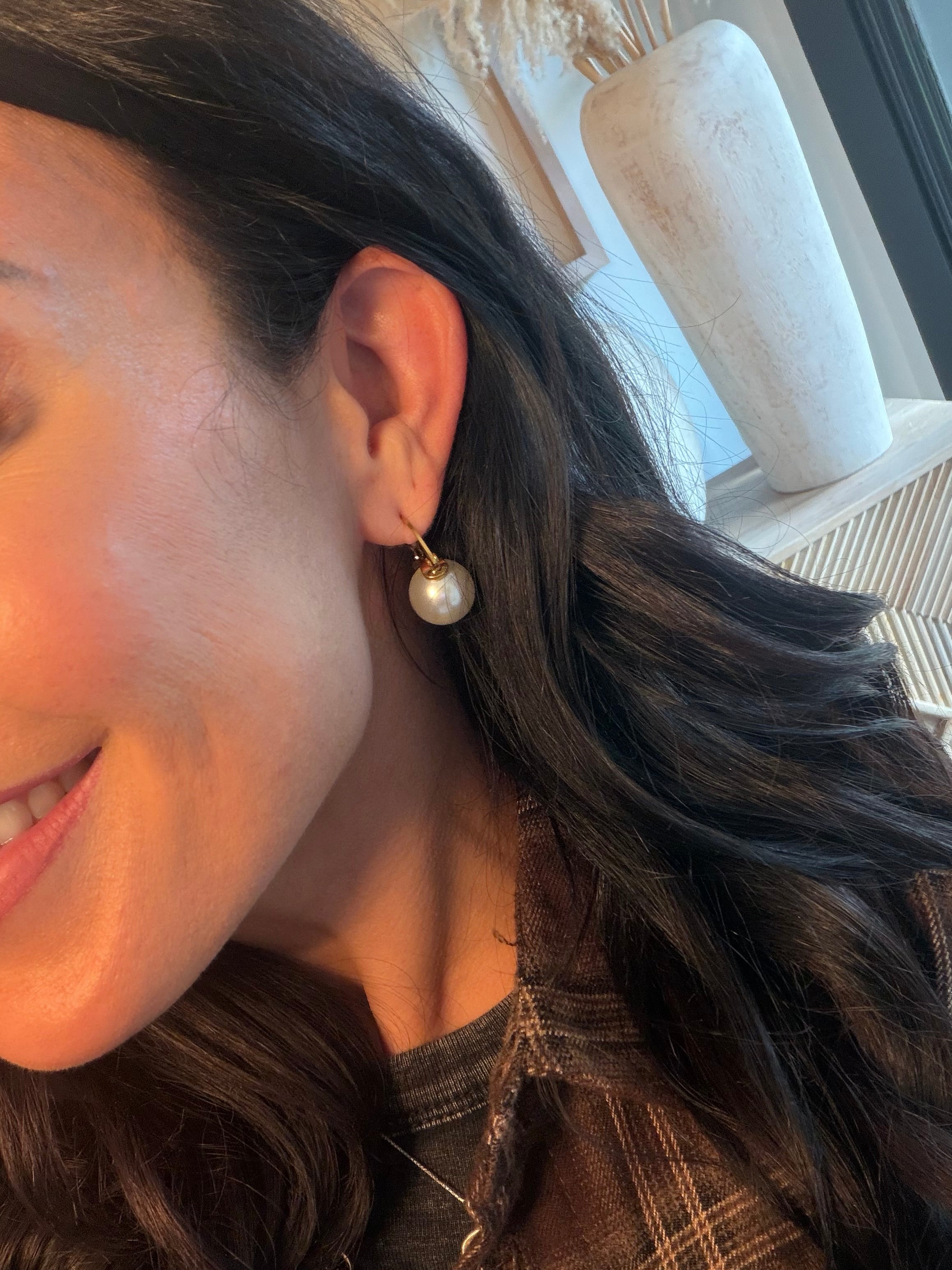 Gold and Pearl Chic Dangle Earring
