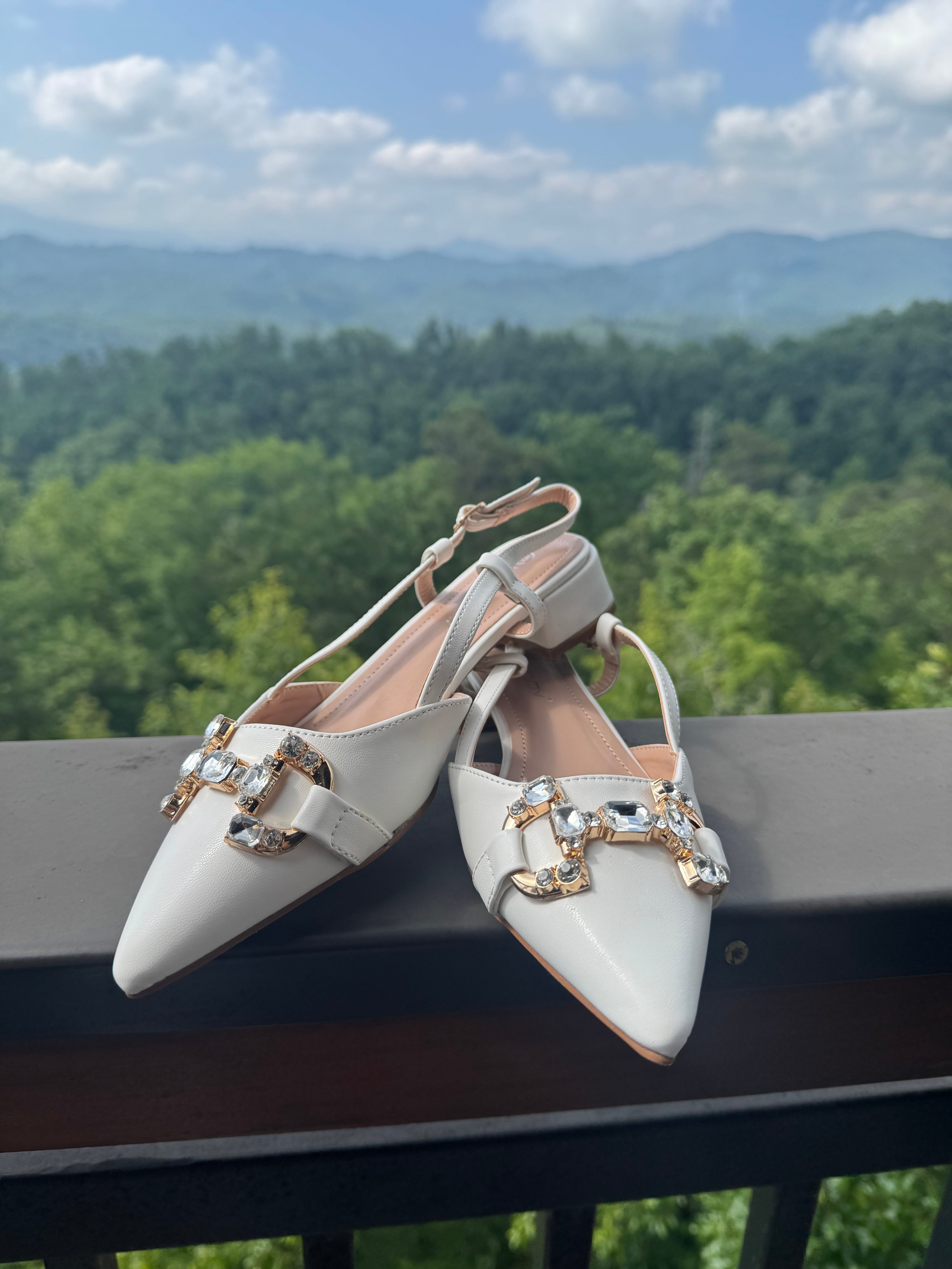 Chic White and Gold Diva Sparkle Flats