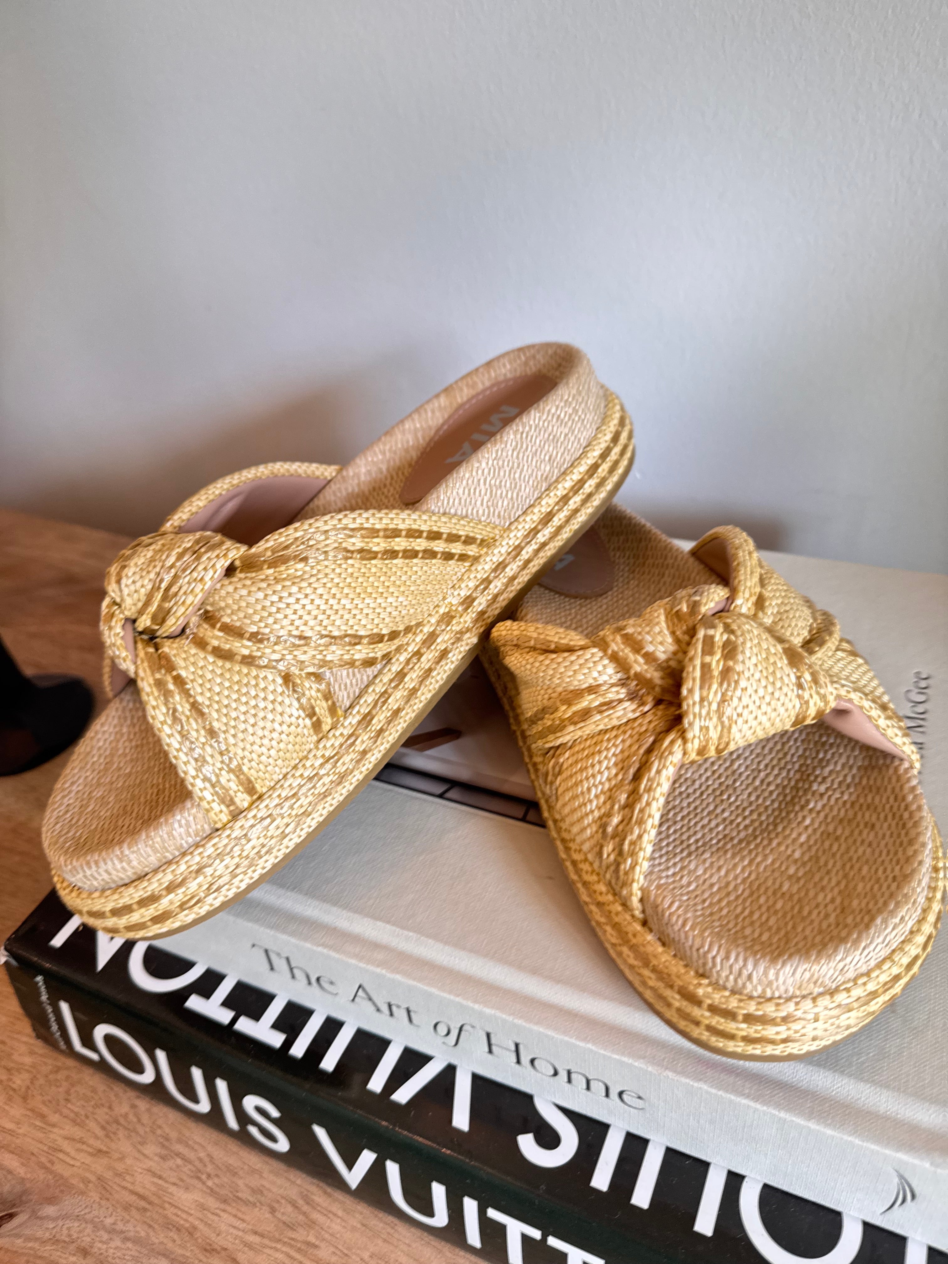 Mia Natural Knot Strap Sandals