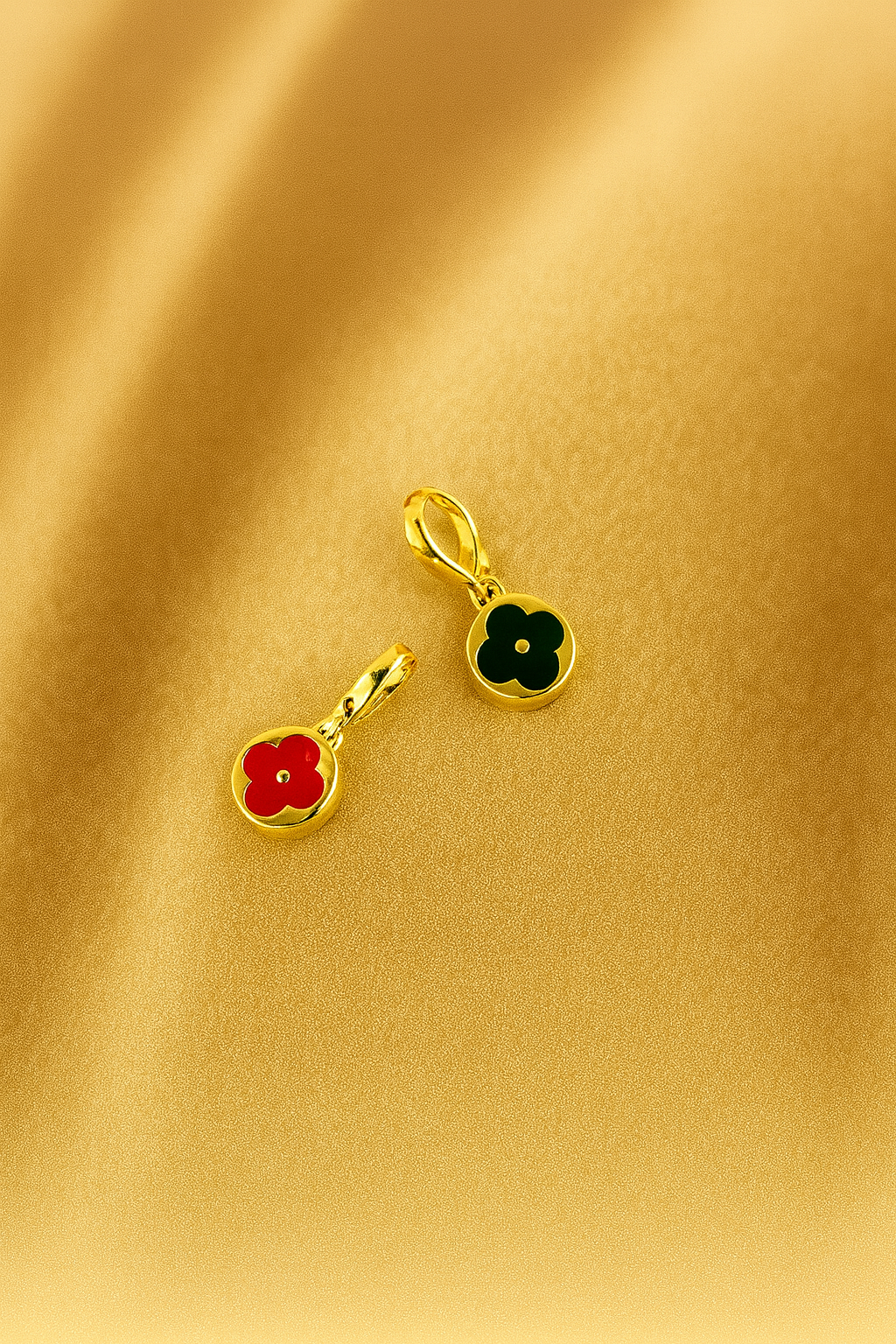 Bella Neane Exclusive Luxe Flor Charm