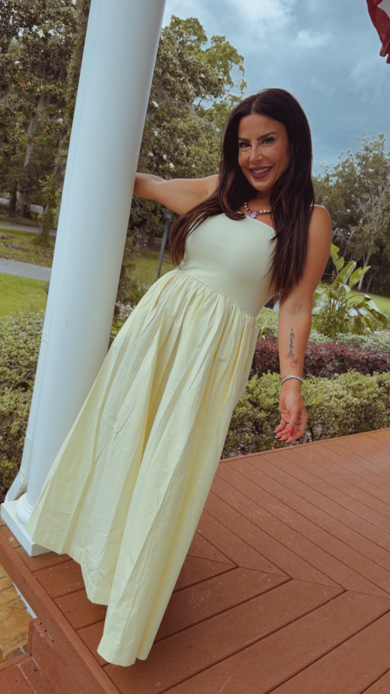 DRESSES