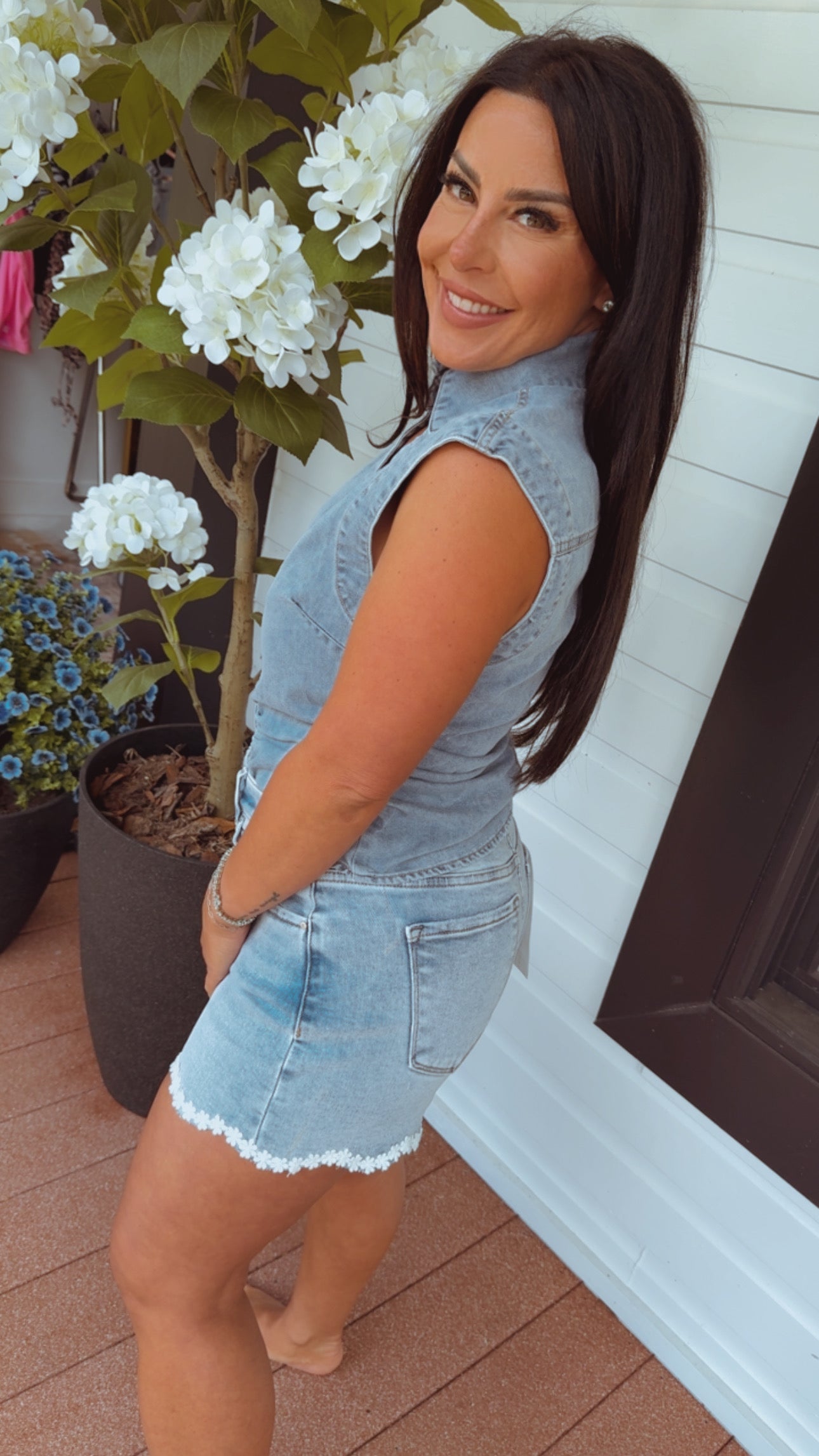 Chic Light Wash Denim Button Up Sleeveless Top  Stich&Co