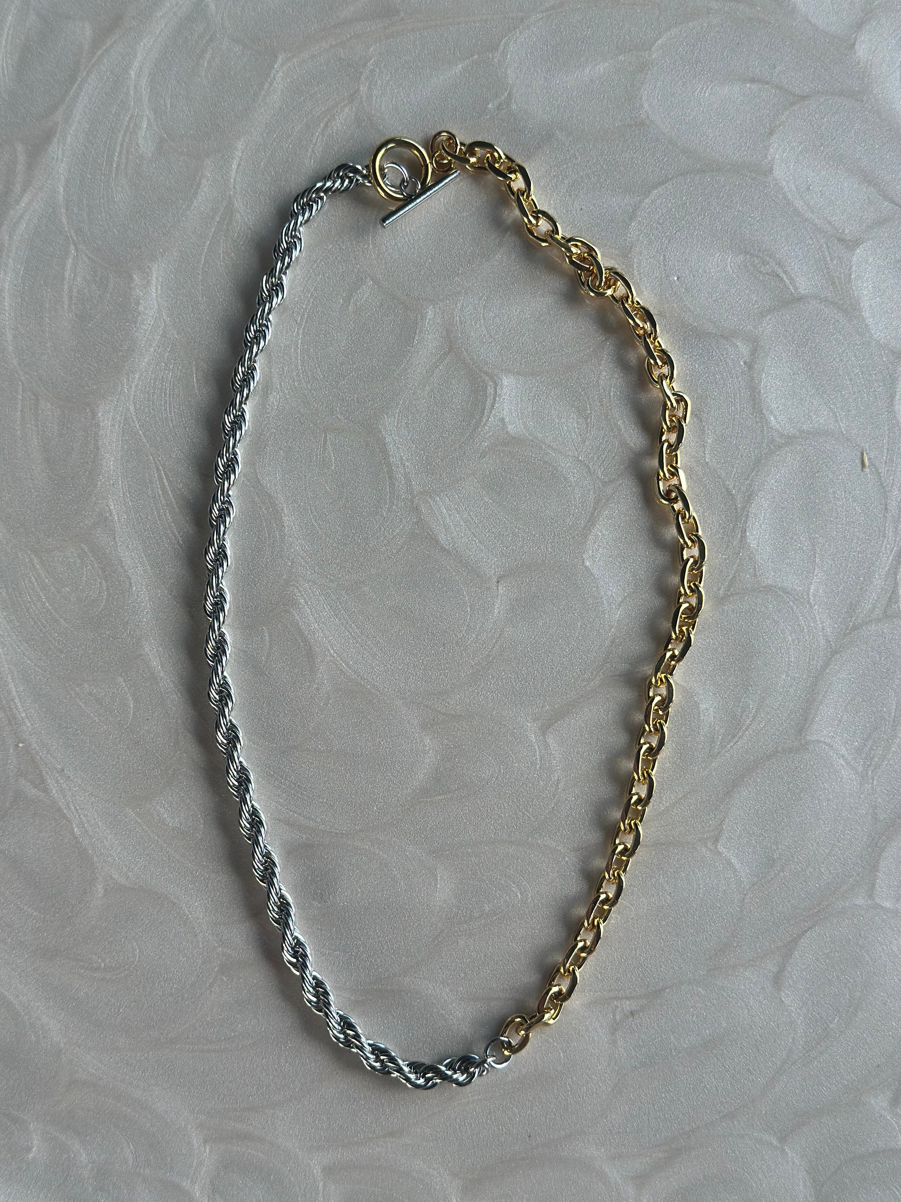 ✨The Valentina Necklace✨