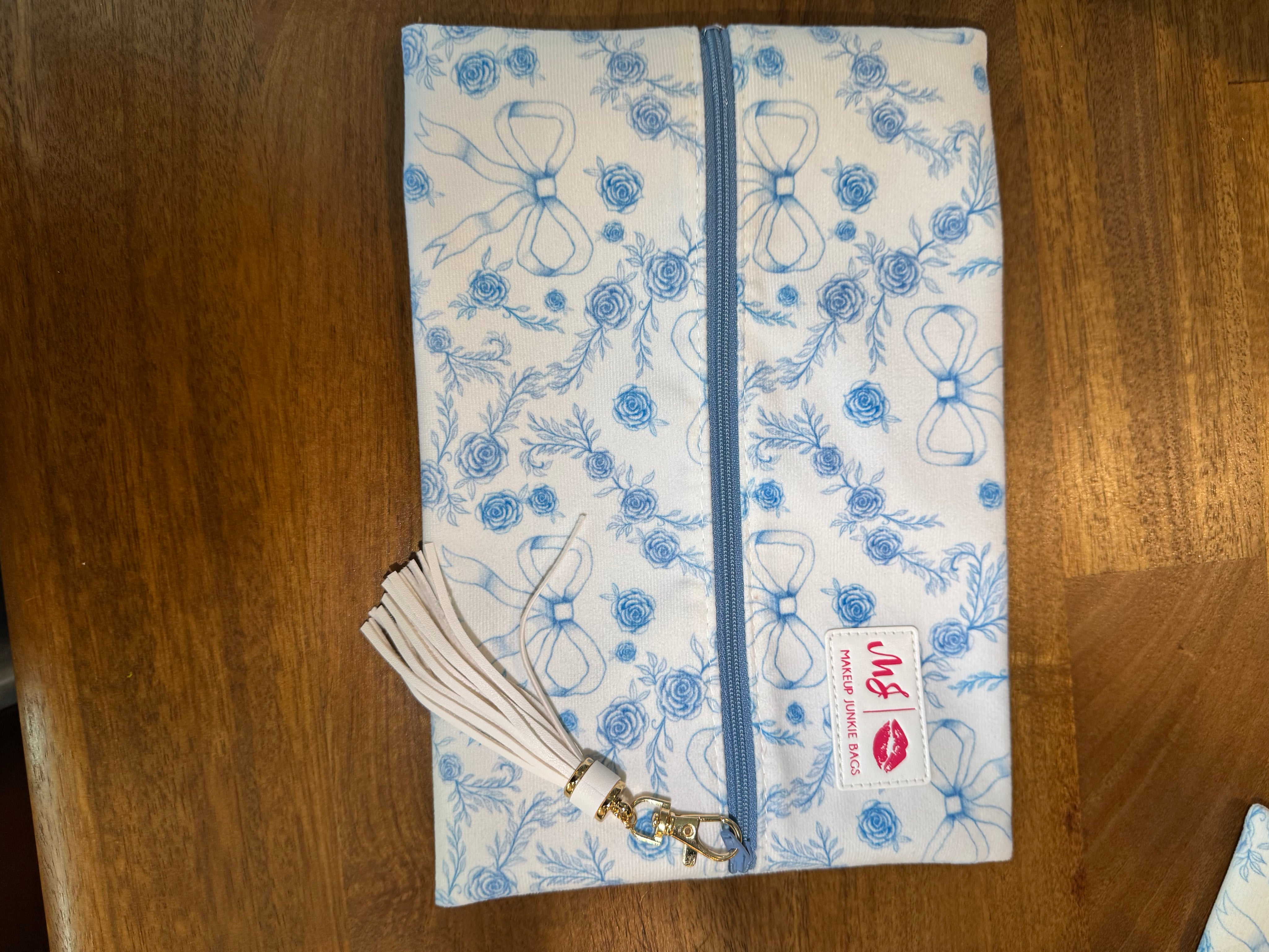 Jeaneane's Custom Make Up Junkie Bag Bows and Roses