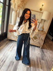 Chic White Cropped Jacket