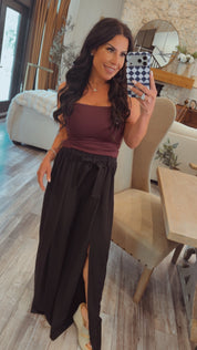 Chic Black Belted WIde Leg Pants