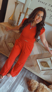 True Red Top and Jogger Rae Mode Set