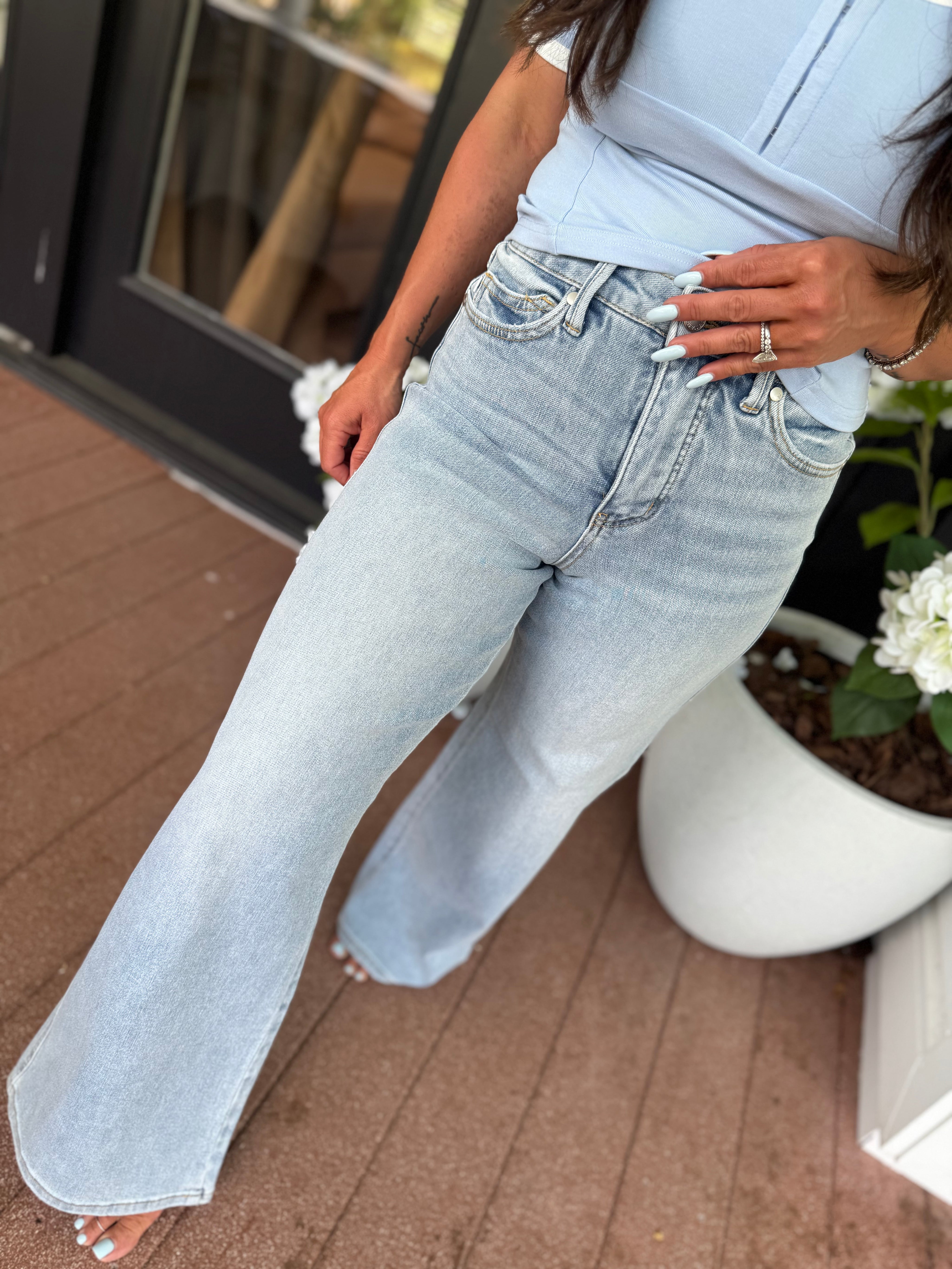 Judy Blue High Rise  Tummy Control Light Wash Retro Wide Leg Jeans