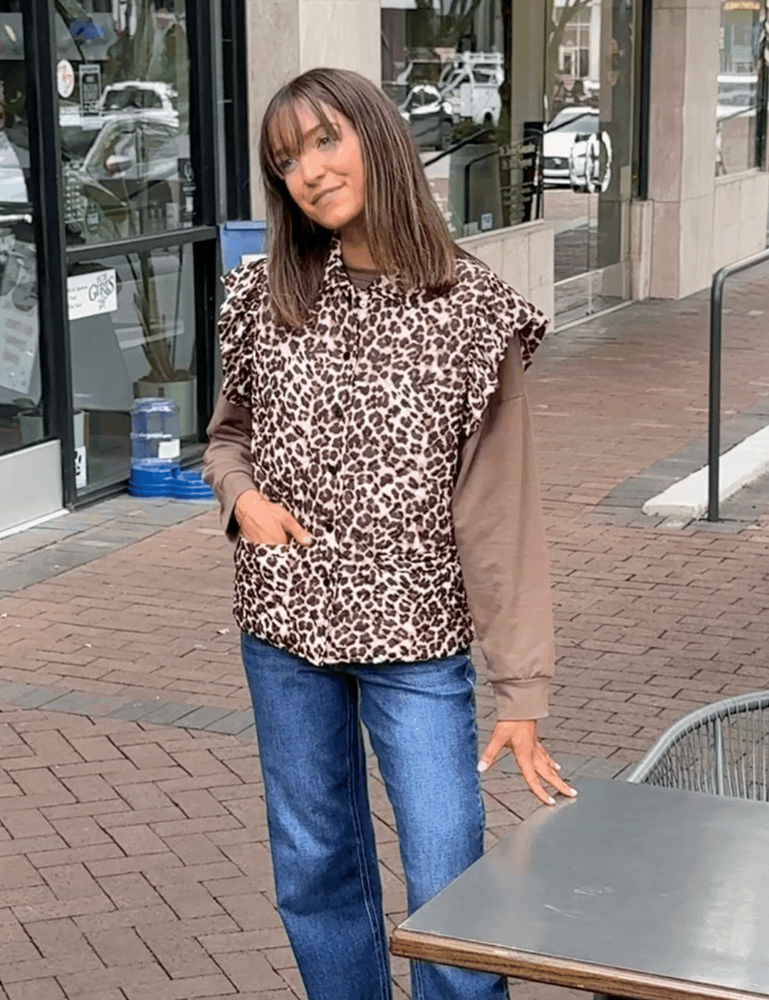 30_970be47c-7860-42d5-b78e-993d218ef873.gif