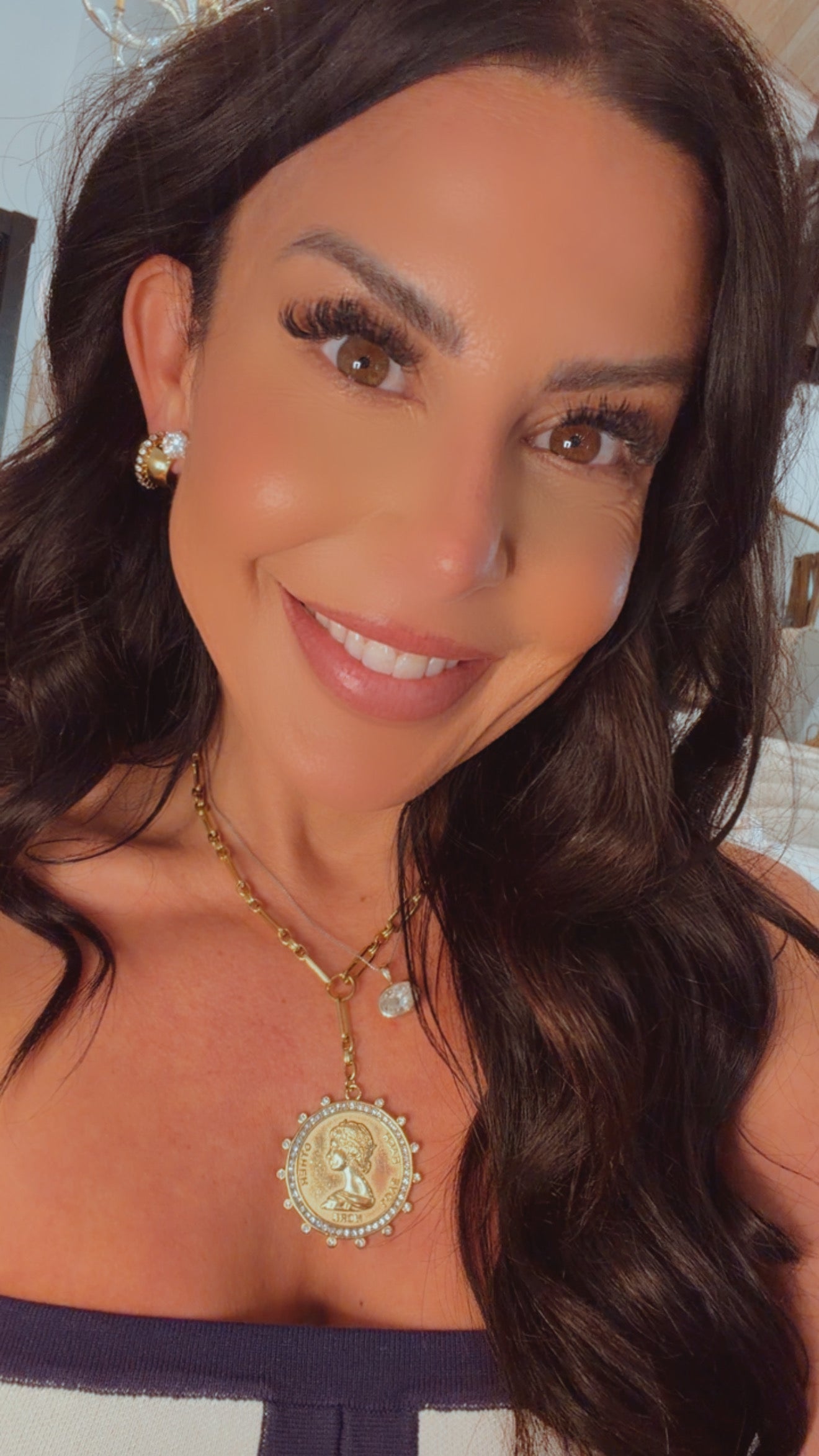 Chan Sutt Gold Coin Pendnat Necklace