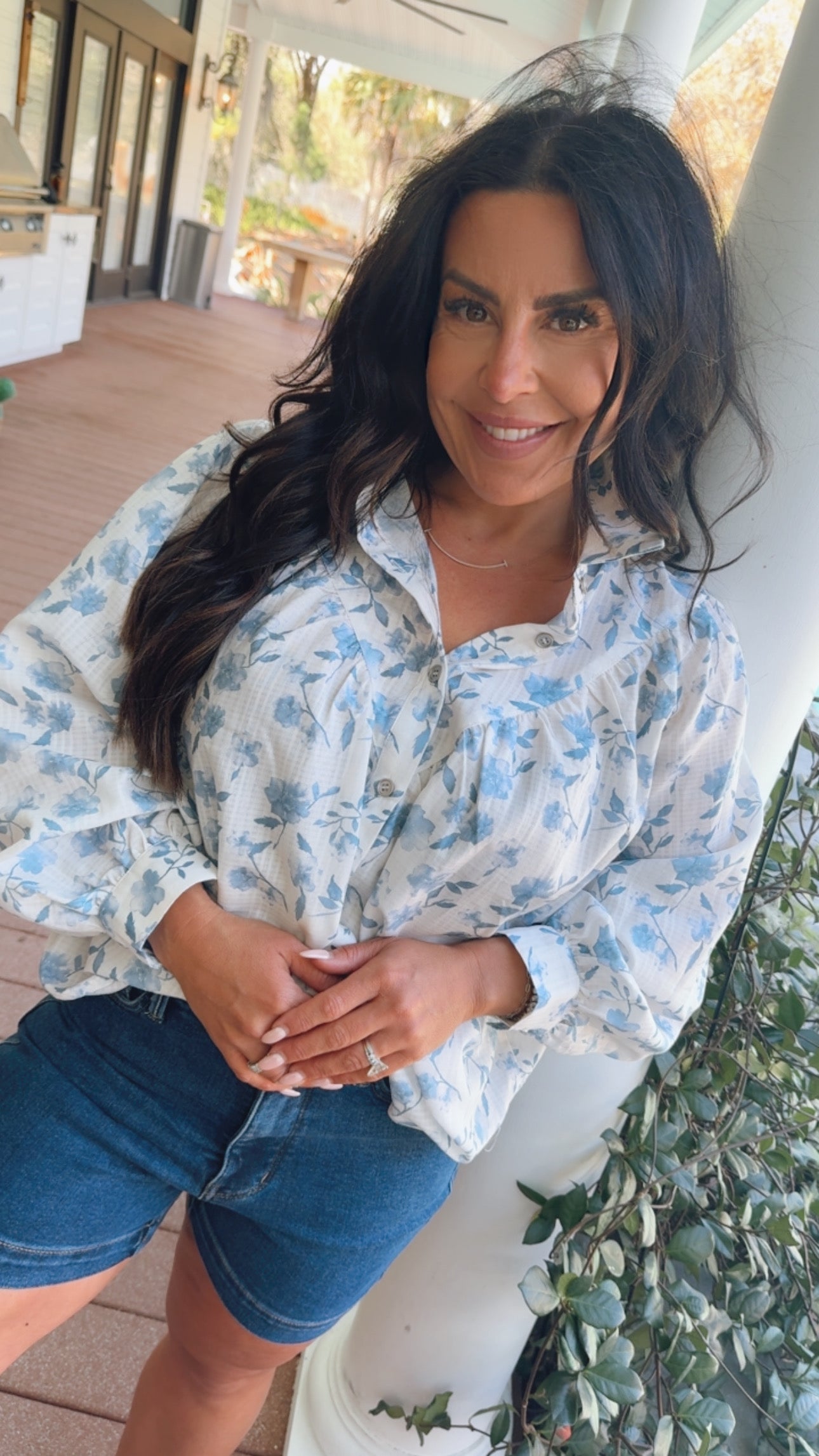Chic Lightweight Ivory And Navy floral Button Down Top