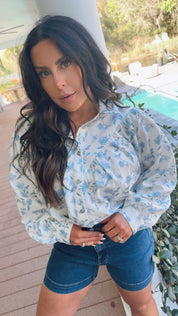 Chic Lightweight Ivory And Navy floral Button Down Top