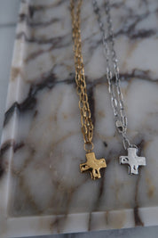 PAPERCLIP CROSS NECKLACE ￼