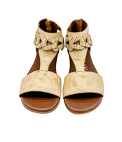 Loop D Loop Sandals in White