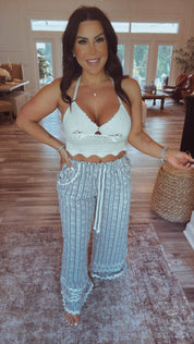 Chic Oat Knit Seashell and Pearl Top