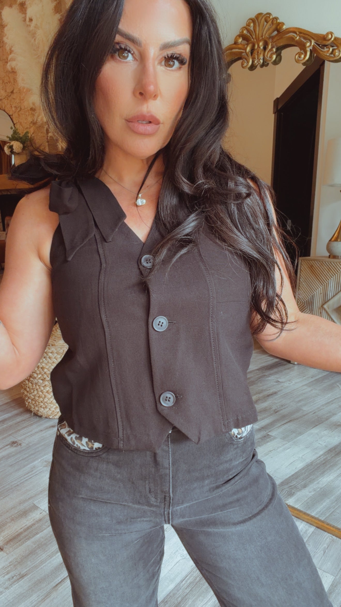 Chic Black Vest With Tie Shoulders