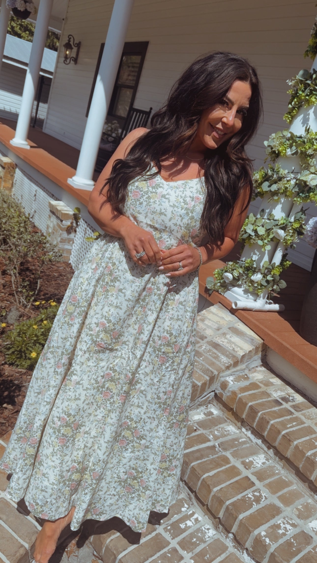 Stich and Co Chic Luxe Floral Maxi Dress