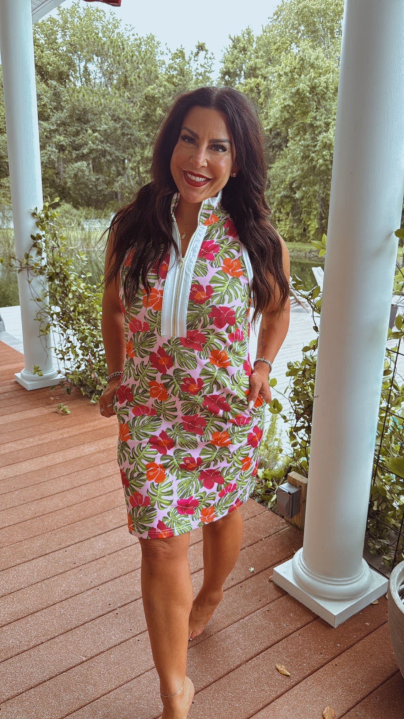 Chic Lightweight Multifloral Zip Up Dress