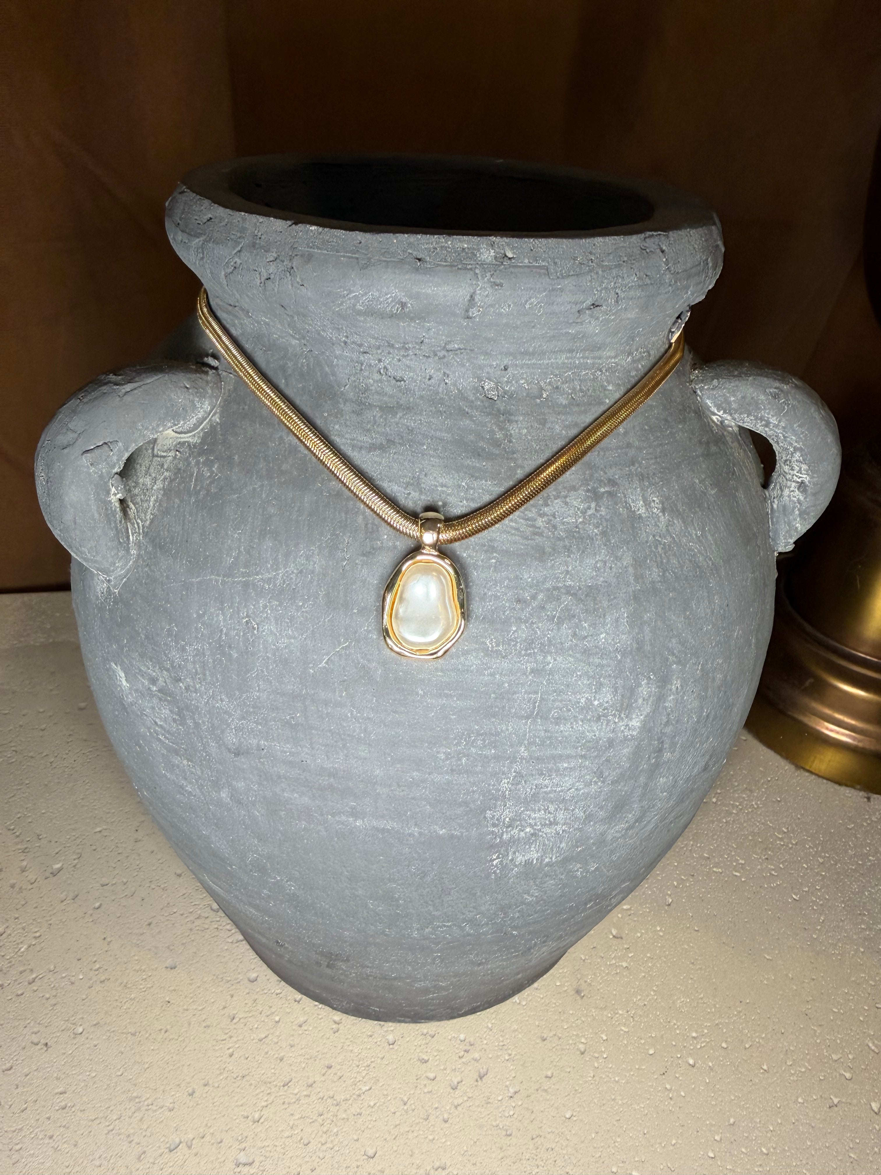 Chunky Gold Chain  And Pearl Nekclace