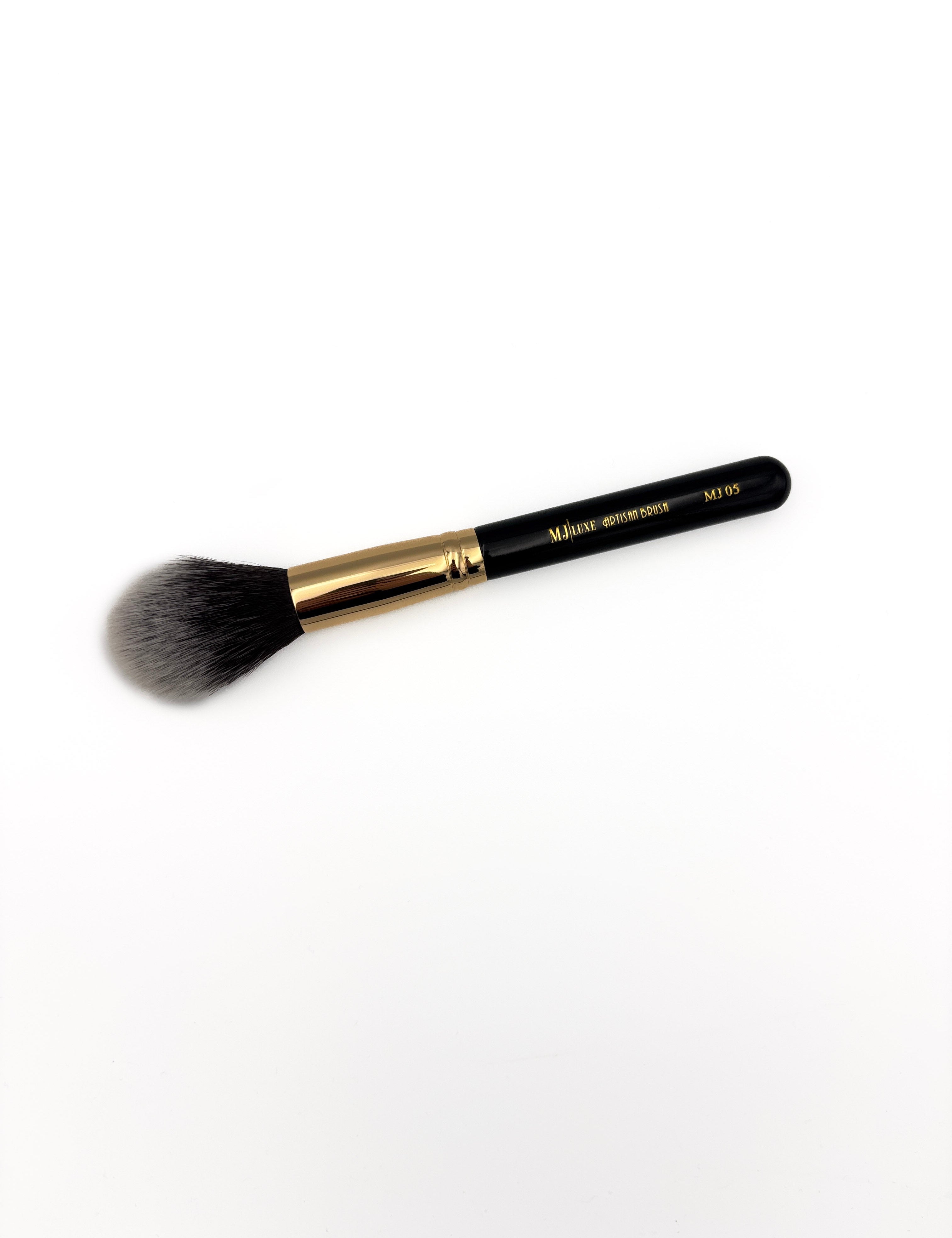 4MJBRUSH_529a6856-b5a0-484d-93c4-765b0875ae06.jpg