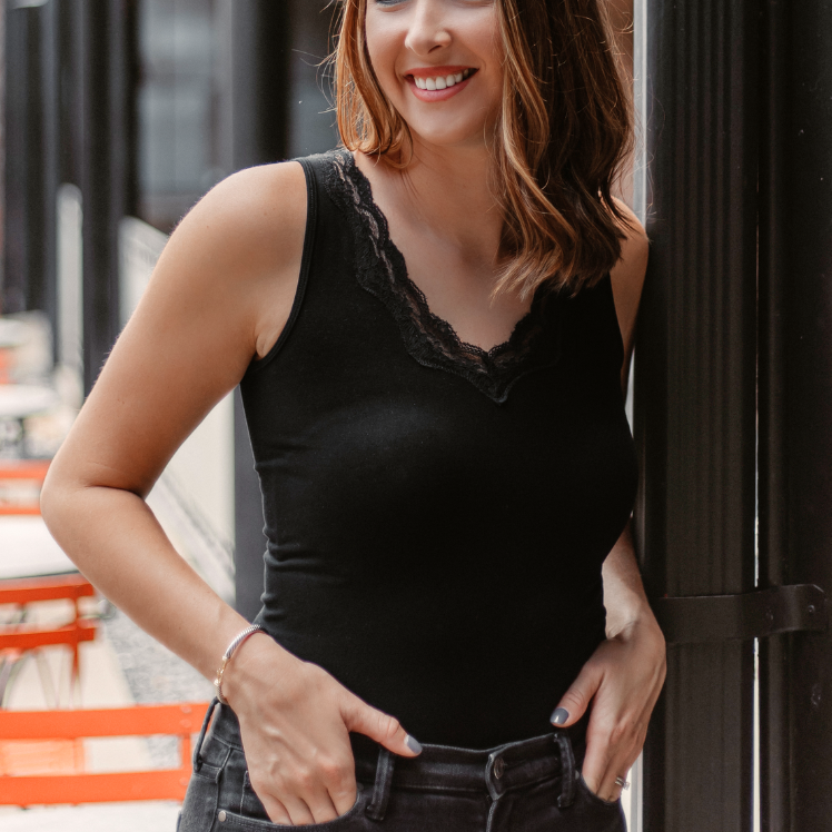 Lace Trim V Neck Tank (DW)