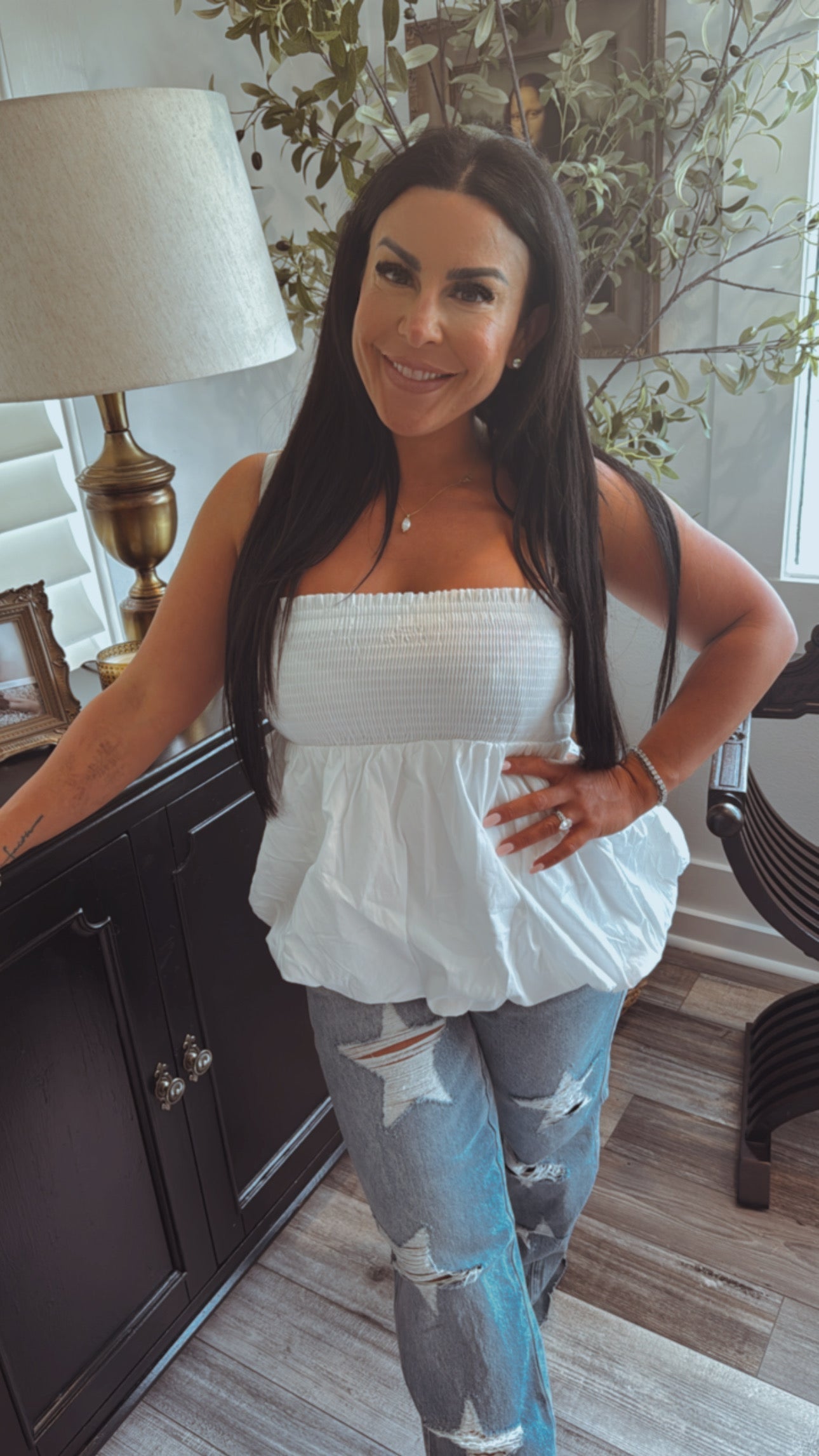 Chic White Bubble Hem Sleeveless Top