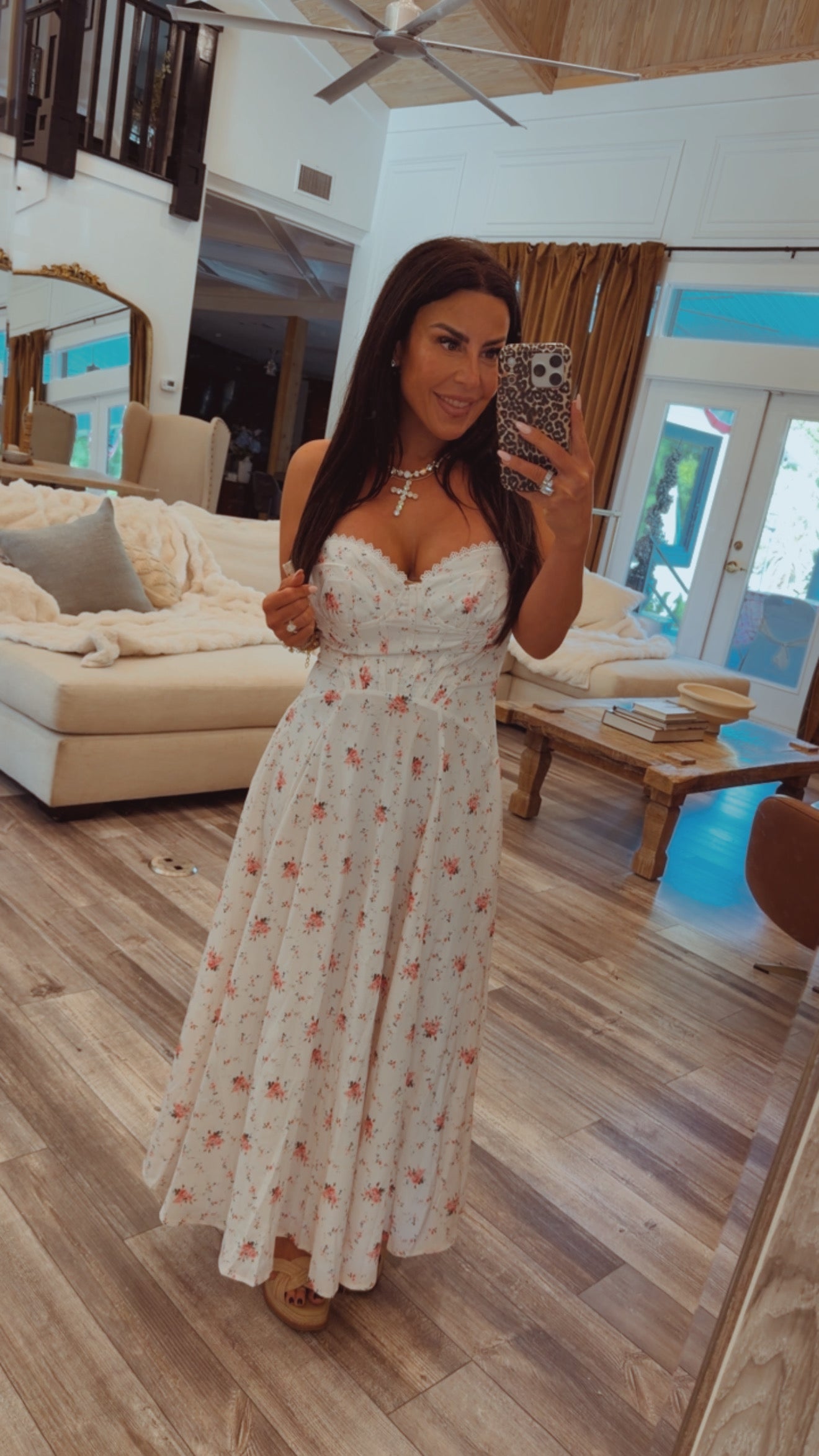 DRESSES