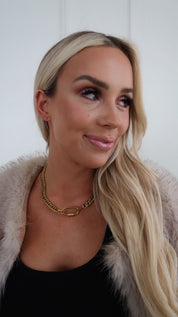STEPHANIE NECKLACE