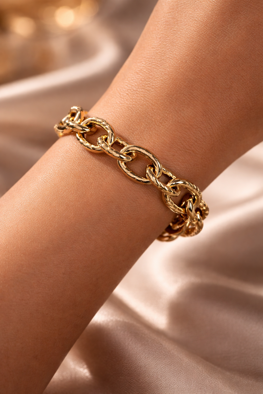Bella Neane Chunky Gold Rope Link Bracelet