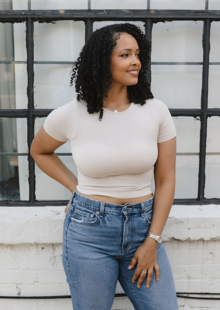 Short Sleeve Waist Length Top (DW)