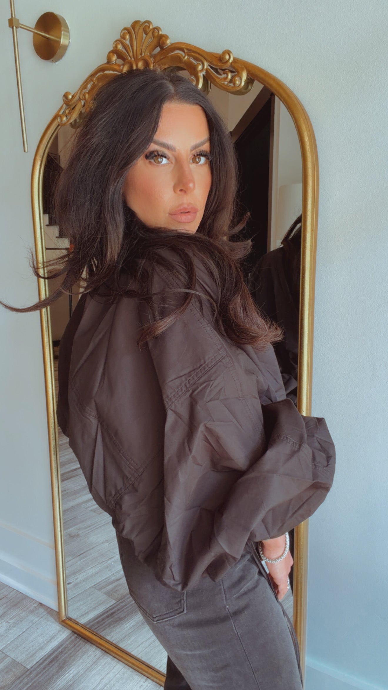 Chic Black Cropped Jacket
