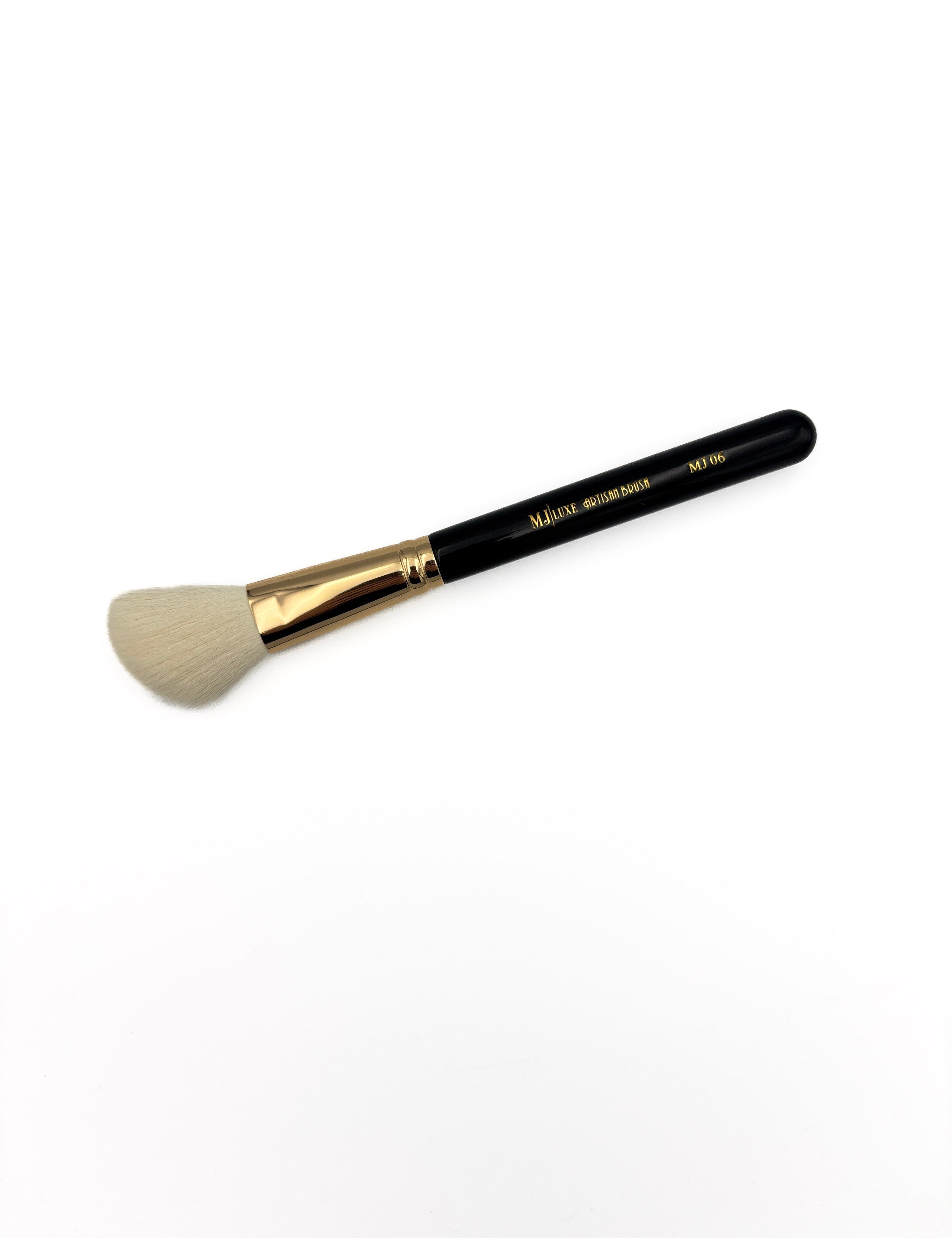 5MJBRUSH_5ec66247-8491-48b5-8e40-a22b29ffe21f.jpg