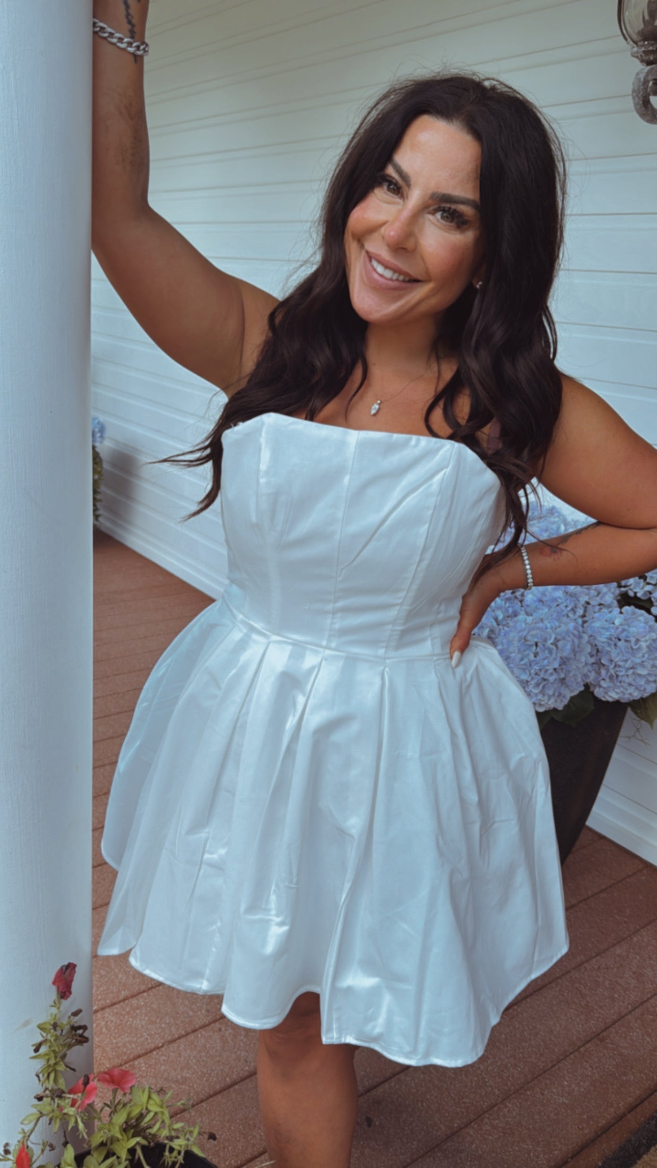 Chic White Strapless Pleated mini Dress