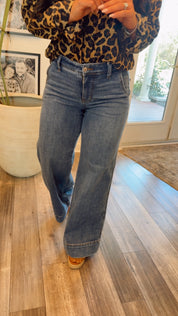Petite Judy Blue Mid Rise Retro Wide Trouser