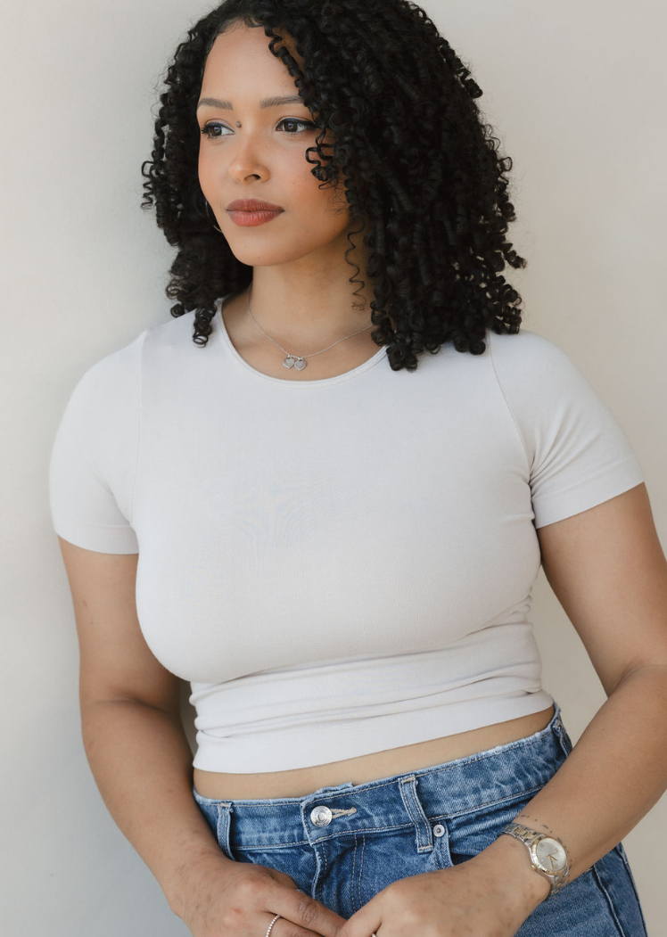 Short Sleeve Waist Length Top (DW)