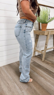 Mica Light Wash High rise Straight Loose Fit Jeans