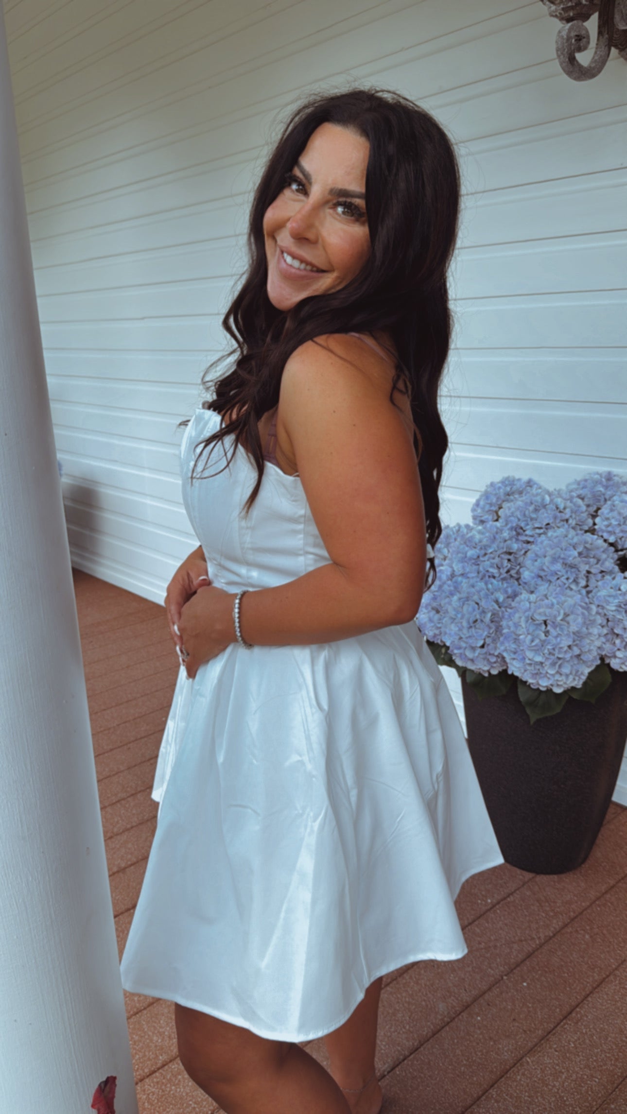 Chic White Strapless Pleated mini Dress