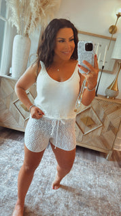 White Knit Scalloped Hem Shorts