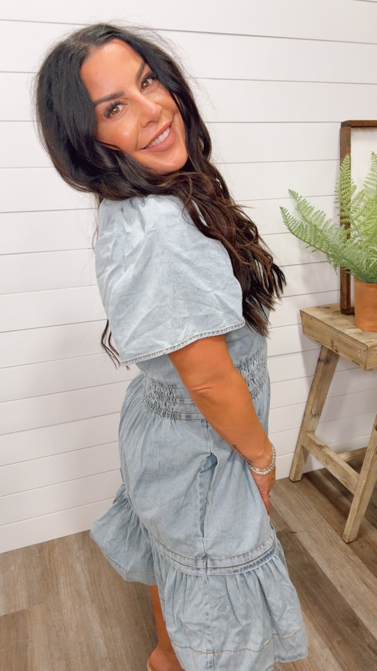 Chic Low V-Cut Denim Dress
