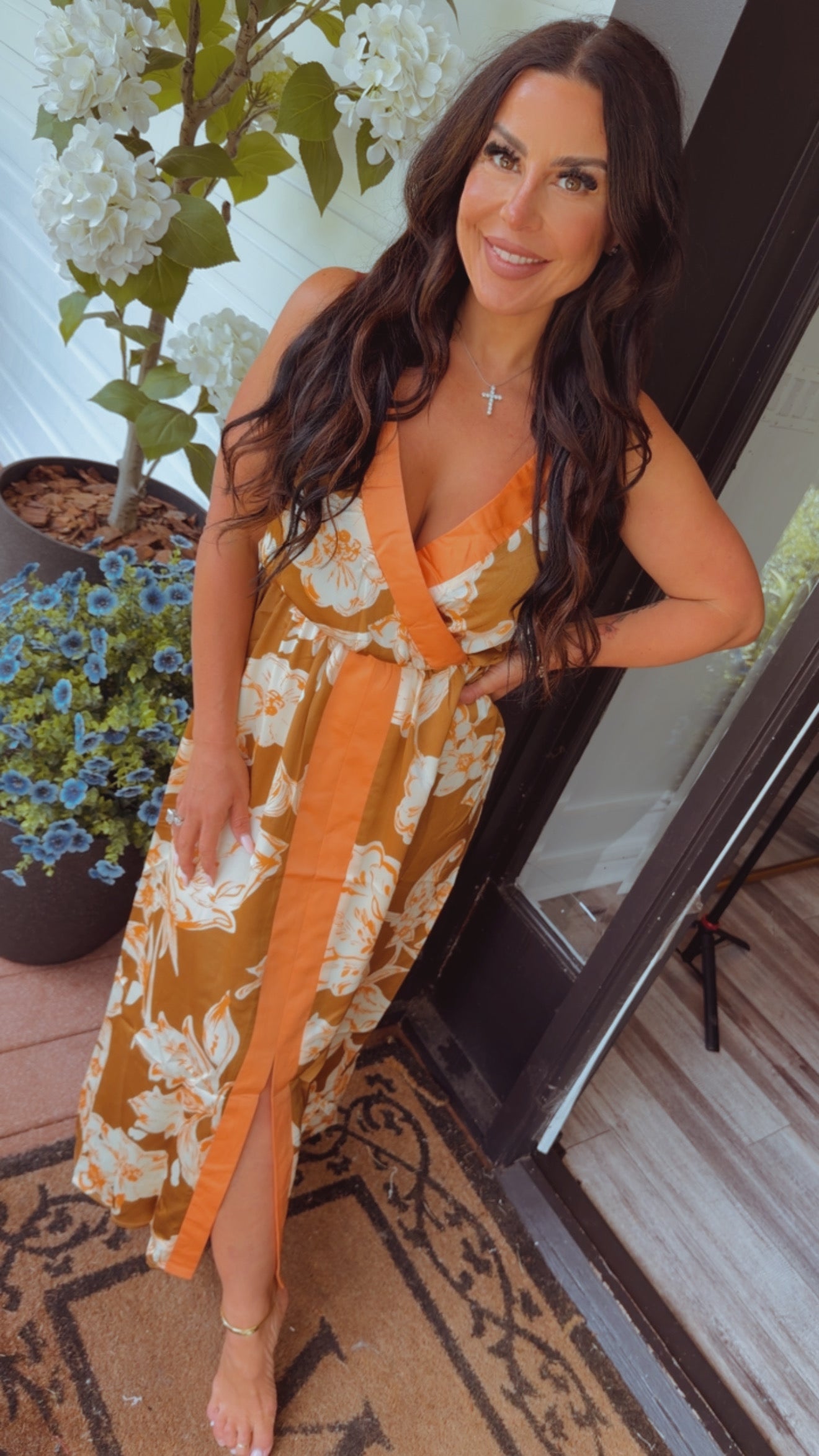DRESSES