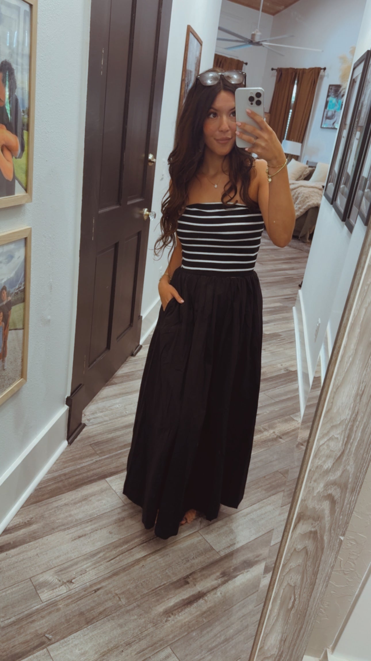 Chic Black and  White Striped Strapless Dress