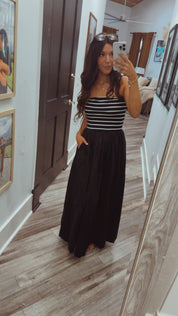 Chic Black and  White Striped Strapless Dress