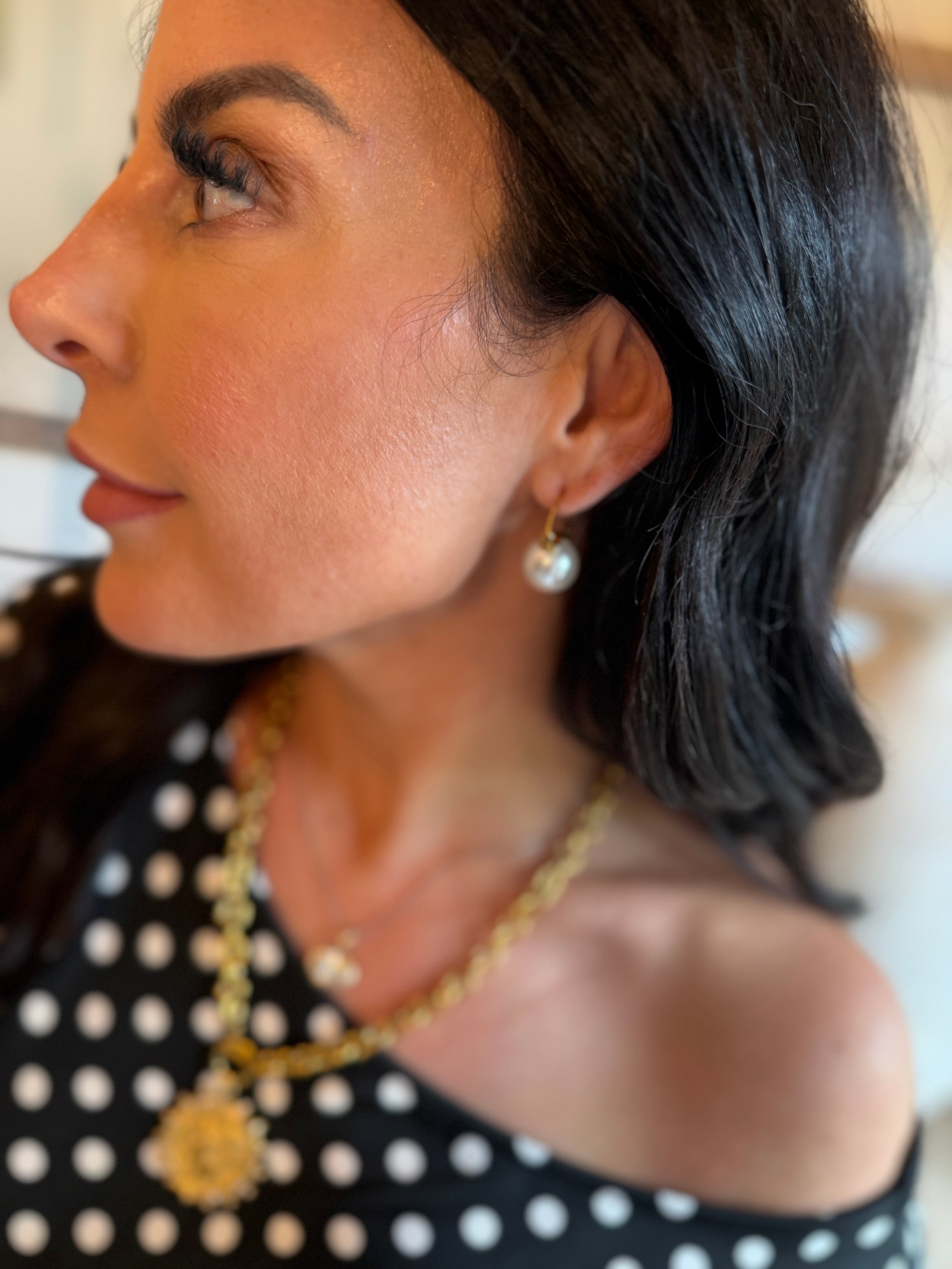 Gold and Pearl Chic Dangle Earring
